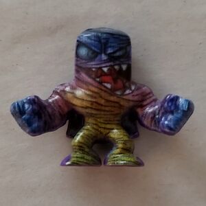 Million Warriors Series 1 Heros Tornado Dude Coll. Points = 1 Rarity = Common